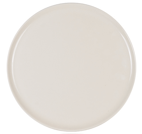 Cream Valencia Pizza Plate — catalogue design photograph